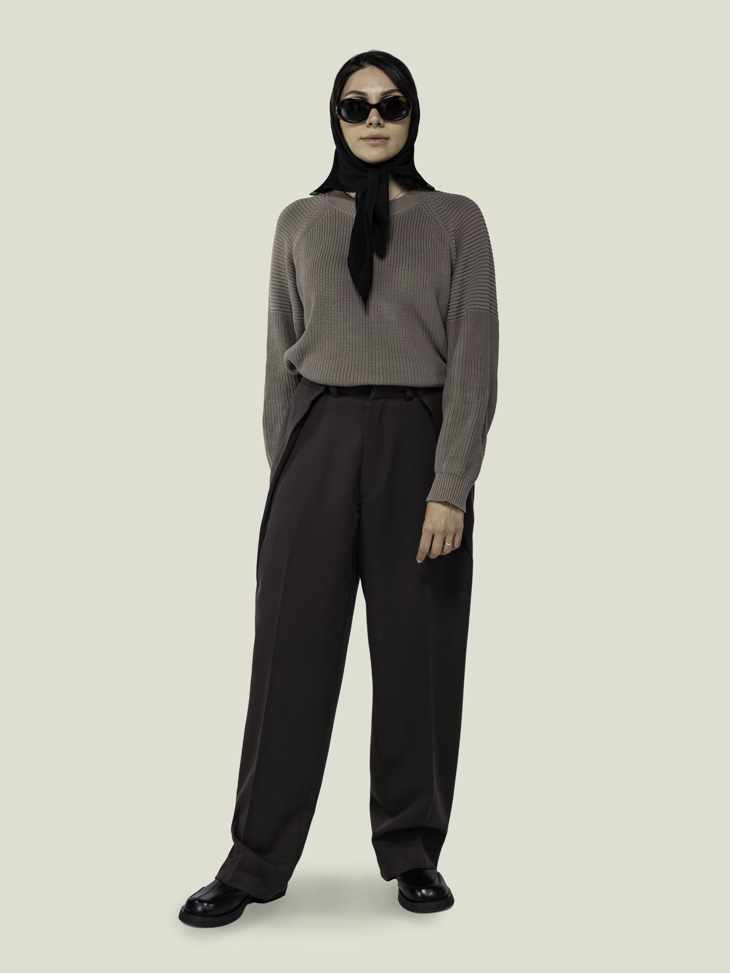 شلوار پیله دار دودکمه 2